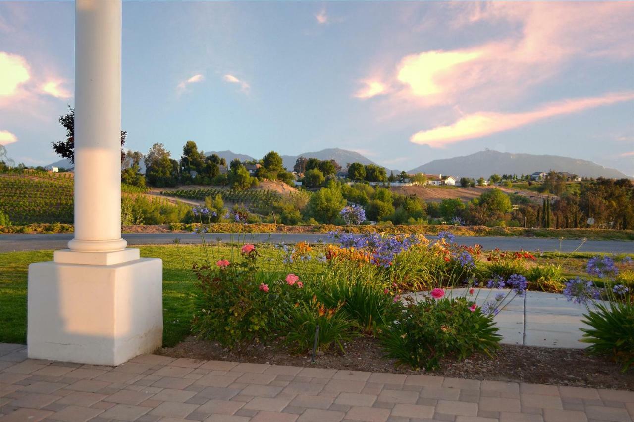 Que Syrah Resort Temecula Exterior photo